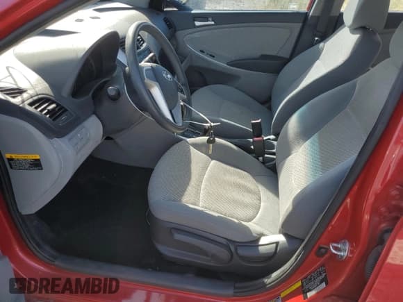 ✅ 2013 Hyundai Accent GS • VIN: KMHCT5AE8DU059917 • Лот: 74444014. Опубликован ранее на Copart с пробегом 66 693 миль. Бесплатный доступ к архиву аукционных продаж из США и подробный отчёт об истории автомобиля на DreamBid. Изображение 7.