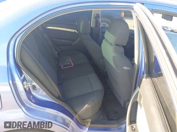 ✅ 2009 Chevrolet Aveo 2LT • VIN: KL1TG56E49B404954 • Lot: 43389051. Listed on IAAI with Not provided. Free auction sales archive from the USA and detailed vehicle history report at DreamBid. Image 8.