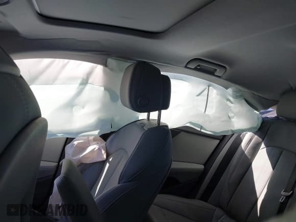 ✅ 2022 Audi A5 • VIN: WAUBBCF50NA039371 • Лот: 41729474. Опубликован ранее на IAAI с пробегом Не указан. Бесплатный доступ к архиву аукционных продаж из США и подробный отчёт об истории автомобиля на DreamBid. Изображение 15.