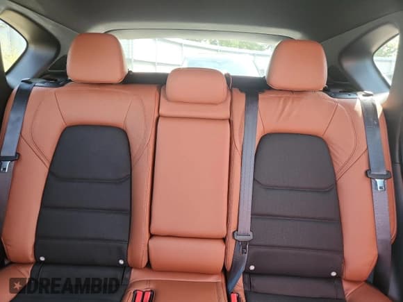 ✅ 2025 Mazda CX-5 Carbon Edition • VIN: JM3KFBAY8S0545588 • Лот: 68694045. Опубликован ранее на Copart с пробегом 2 300 миль. Бесплатный доступ к архиву аукционных продаж из США и подробный отчёт об истории автомобиля на DreamBid. Изображение 10.