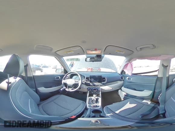 ✅ 2024 Hyundai Venue Limited • VIN: KMHRC8A37RU329401 • Lot: 80789614. Listed on Copart with 975 mi. Free auction sales archive from the USA and detailed vehicle history report at DreamBid. Image 12.