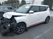 ✅ 2020 Kia Soul GT-Line • VIN: KNDJ63AUXL7701663 • Lot: 43367980. Wystawiony na IAAI z przebiegiem 74 270 mil. Bezpłatny archiwum sprzedaży aukcyjnych z USA i szczegółowy raport historii pojazdu na DreamBid. Zdjęcie 18.