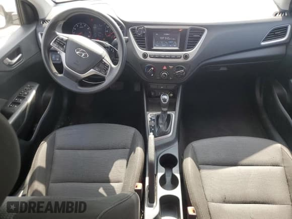 ✅ 2020 Hyundai Accent SE • VIN: 3KPC24A62LE114627 • Лот: 72080634. Опубликован ранее на Copart с пробегом 109 297 миль. Бесплатный доступ к архиву аукционных продаж из США и подробный отчёт об истории автомобиля на DreamBid. Изображение 8.