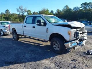 ✅ 2018 Ford F-250 XL • VIN: 1FT7W2B6XJEC36718 • Lot: 43434421. Listed on IAAI with 77,284 mi. Free auction sales archive from the USA and detailed vehicle history report at DreamBid. Image 1.