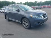 ✅ 2013 Nissan Pathfinder SV • VIN: 5N1AR2MMXDC641515 • Lot: 42570637. Listed on IAAI with 156,525 mi. Free auction sales archive from the USA and detailed vehicle history report at DreamBid. Image 1.