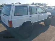 ✅ 1994 Jeep Cherokee Sport • VIN: 1J4FT68S3RL219678 • Лот: 43226294. Опубликован ранее на IAAI с пробегом 221 116 миль. Бесплатный доступ к архиву аукционных продаж из США и подробный отчёт об истории автомобиля на DreamBid. Изображение 4.