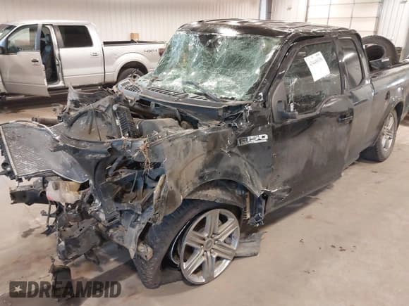 ✅ 2018 Ford F-150 XL • VIN: 1FTFX1E52JFB47192 • Lot: 43448638. Listed on IAAI with Not provided. Free auction sales archive from the USA and detailed vehicle history report at DreamBid. Image 6.