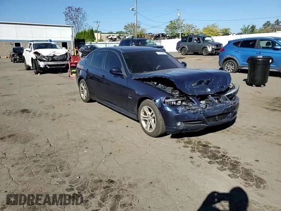 ✅ 2011 BMW 3 Series 328i xDrive • VIN: WBAPK5C59BF125847 • Лот: 84356925. Опубликован ранее на Copart с пробегом 116 379 миль. Бесплатный доступ к архиву аукционных продаж из США и подробный отчёт об истории автомобиля на DreamBid. Изображение 13.