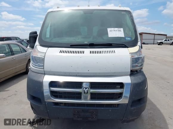 ✅ 2017 Ram ProMaster Cargo • VIN: 3C6TRVAG9HE517223 • Lot: 42793706. Listed on IAAI with 118,552 mi. Free auction sales archive from the USA and detailed vehicle history report at DreamBid. Image 12.