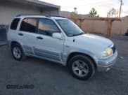 ✅ 2003 Suzuki Grand Vitara • VIN: JS3TD62V834100715 • Lot: 43703710. Wystawiony na IAAI z przebiegiem 138 040 mil. Bezpłatny archiwum sprzedaży aukcyjnych z USA i szczegółowy raport historii pojazdu na DreamBid. Zdjęcie 1.