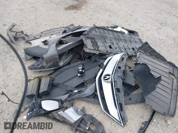 ✅ 2016 Acura ILX • VIN: 19UDE2F3XGA011612 • Lot: 43528815. Listed on IAAI with 48,050 mi. Free auction sales archive from the USA and detailed vehicle history report at DreamBid. Image 18.