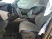 2019 Hyundai Santa Fe Limited z VIN 5NMS5CAA2KH112501, wystawiony jako Copart lot #68364355 z przebiegiem Nie podano mil oraz Szkoda całkowita • Salvage title. Historia ofert i sprzedaży dostępna na DreamBid. Obrazek 7.