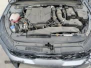 ✅ 2025 Kia K5 GT • VIN: KNAG44J89S5297237 • Lot: 85870765. Wystawiony na Copart z przebiegiem 13 501 mil. Bezpłatny archiwum sprzedaży aukcyjnych z USA i szczegółowy raport historii pojazdu na DreamBid. Zdjęcie 11.