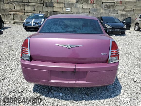 ✅ 2005 Chrysler 300 300 • VIN: 2C3JA43R45H539506 • Lot: 65876795. Listed on Copart with 192,527 mi. Free auction sales archive from the USA and detailed vehicle history report at DreamBid. Image 6.