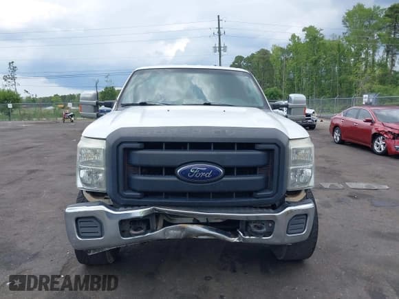 ✅ 2014 Ford F-250 XL • VIN: 1FT7W2B67EEA86461 • Lot: 42214980. Listed on IAAI with 321,519 mi. Free auction sales archive from the USA and detailed vehicle history report at DreamBid. Image 12.