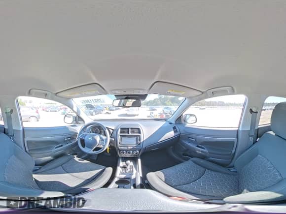 2024 Mitsubishi Outlander S z VIN JA4ARUAU4RU024126, wystawiony jako Copart lot #70811865 z przebiegiem 12 435 mil mil oraz Szkoda całkowita • Salvage title. Historia ofert i sprzedaży dostępna na DreamBid. Obrazek 15.