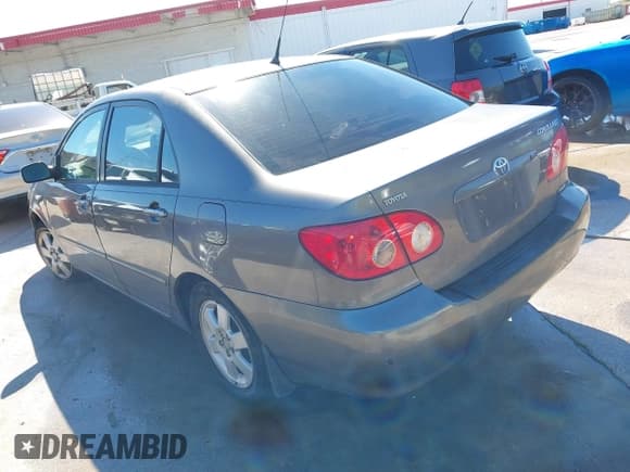 ✅ 2005 Toyota Corolla CE • VIN: 1NXBR32E55Z567440 • Lot: 43589593. Wystawiony na IAAI z przebiegiem 176 784 mil. Bezpłatny archiwum sprzedaży aukcyjnych z USA i szczegółowy raport historii pojazdu na DreamBid. Zdjęcie 3.