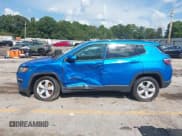✅ 2018 Jeep Compass Altitude • VIN: 3C4NJDBB0JT177435 • Lot: 42861586. Wystawiony na IAAI z przebiegiem 105 923 mil. Bezpłatny archiwum sprzedaży aukcyjnych z USA i szczegółowy raport historii pojazdu na DreamBid. Zdjęcie 14.