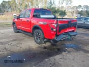 ✅ 2023 Nissan Titan SV • VIN: 1N6AA1ED9PN116486 • Lot: 43620771. Wystawiony na IAAI z przebiegiem 45 847 mil. Bezpłatny archiwum sprzedaży aukcyjnych z USA i szczegółowy raport historii pojazdu na DreamBid. Zdjęcie 3.