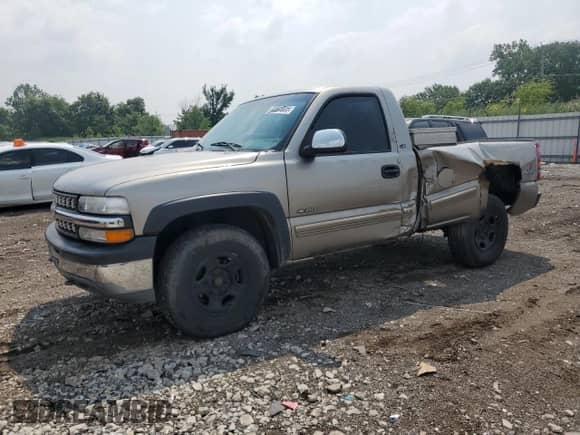 2001 Chevrolet Silverado 1500 с VIN 1GCEK14V11Z108409, выставлен на аукционе Copart как лот 66581535 с пробегом 241 647 миль миль и Списание • Salvage title. История ставок и продаж доступна на DreamBid. Изображение 1.