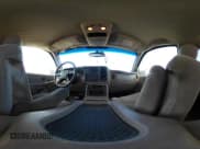 ✅ 2005 Chevrolet Silverado 2500HD LS • VIN: 1GCHK23215F961121 • Lot: 42969060. Wystawiony na IAAI z przebiegiem 245 406 mil. Bezpłatny archiwum sprzedaży aukcyjnych z USA i szczegółowy raport historii pojazdu na DreamBid. Zdjęcie 21.