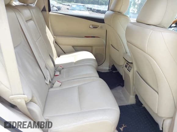 ✅ 2011 Lexus RX 350 • VIN: 2T2BK1BA2BC113810 • Lot: 42757291. Wystawiony na IAAI z przebiegiem 138 656 mil. Bezpłatny archiwum sprzedaży aukcyjnych z USA i szczegółowy raport historii pojazdu na DreamBid. Zdjęcie 8.