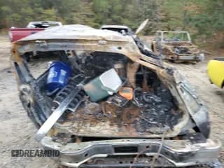 ✅ 2003 Chevrolet Suburban LT • VIN: 3GNEC16Z43G211301 • Лот: 83892294. Опубликован ранее на Copart с пробегом Не указан. Бесплатный доступ к архиву аукционных продаж из США и подробный отчёт об истории автомобиля на DreamBid. Изображение 6.