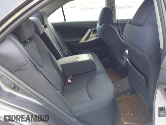 ✅ 2011 Toyota Camry LE • VIN: 4T1BF3EKXBU199987 • Лот: 43775657. Опубликован ранее на IAAI с пробегом 335 645 миль. Бесплатный доступ к архиву аукционных продаж из США и подробный отчёт об истории автомобиля на DreamBid. Изображение 8.