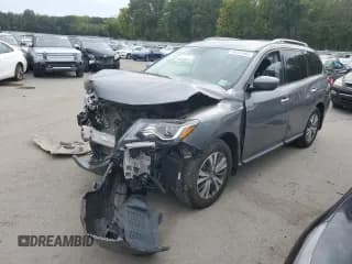 ✅ 2020 Nissan Pathfinder S • VIN: 5N1DR2AMXLC649503 • Lot: 84551965. Wystawiony na Copart z przebiegiem Nie podano. Bezpłatny archiwum sprzedaży aukcyjnych z USA i szczegółowy raport historii pojazdu na DreamBid. Zdjęcie 1.