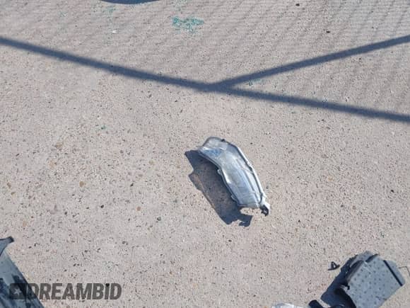 2015 Toyota Camry LE with VIN 4T4BF1FK9FR516236, listed as a IAAI auction lot 43400984 with 119,889 mi miles and . Bid and sale history available at DreamBid. Image 19.