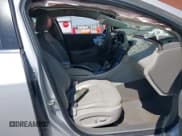 ✅ 2010 Buick LaCrosse CXL • VIN: 1G4GC5EG8AF135858 • Lot: 43378012. Wystawiony na IAAI z przebiegiem 124 326 mil. Bezpłatny archiwum sprzedaży aukcyjnych z USA i szczegółowy raport historii pojazdu na DreamBid. Zdjęcie 5.