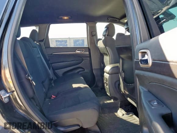 ✅ 2015 Jeep Grand Cherokee Altitude • VIN: 1C4RJEAG4FC615090 • Лот: 91204745. Опубликован ранее на Copart с пробегом 161 394 миль. Бесплатный доступ к архиву аукционных продаж из США и подробный отчёт об истории автомобиля на DreamBid. Изображение 11.