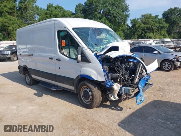 ✅ 2019 Ford Transit • VIN: 1FTYR2CM5KKA66988 • Lot: 42819560. Listed on IAAI with Not provided. Free auction sales archive from the USA and detailed vehicle history report at DreamBid. Image 1.