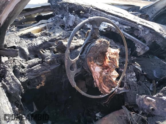 ✅ 2013 BMW 3 Series 328i • VIN: WBAKE5C55DJ107511 • Лот: 47297595. Опубликован ранее на Copart с пробегом Не указан. Бесплатный доступ к архиву аукционных продаж из США и подробный отчёт об истории автомобиля на DreamBid. Изображение 9.