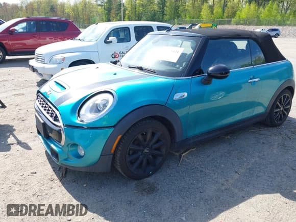 ✅ 2016 MINI Convertible S • VIN: WMWWG9C53G3A92523 • Lot: 42245431. Wystawiony na IAAI z przebiegiem 134 093 mil. Bezpłatny archiwum sprzedaży aukcyjnych z USA i szczegółowy raport historii pojazdu na DreamBid. Zdjęcie 18.