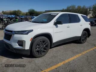 ✅ 2022 Chevrolet Traverse LS • VIN: 1GNERFKW5NJ128100 • Lot: 80573245. Wystawiony na Copart z przebiegiem 30 940 mil. Bezpłatny archiwum sprzedaży aukcyjnych z USA i szczegółowy raport historii pojazdu na DreamBid. Zdjęcie 1.