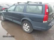 ✅ 2001 Volvo V70 • VIN: YV1SZ58D111029824 • Лот: 42869928. Опубликован ранее на IAAI с пробегом 182 707 миль. Бесплатный доступ к архиву аукционных продаж из США и подробный отчёт об истории автомобиля на DreamBid. Изображение 3.