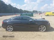 ✅ 2014 Audi S5 Premium Plus • VIN: WAUCGAFR7EA067066 • Lot: 43265486. Wystawiony na IAAI z przebiegiem 111 350 mil. Bezpłatny archiwum sprzedaży aukcyjnych z USA i szczegółowy raport historii pojazdu na DreamBid. Zdjęcie 13.