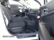 ✅ 2024 Kia Sportage LX • VIN: KNDPU3DG2R7132368 • Lot: 43706454. Wystawiony na IAAI z przebiegiem 81 452 mil. Bezpłatny archiwum sprzedaży aukcyjnych z USA i szczegółowy raport historii pojazdu na DreamBid. Zdjęcie 5.