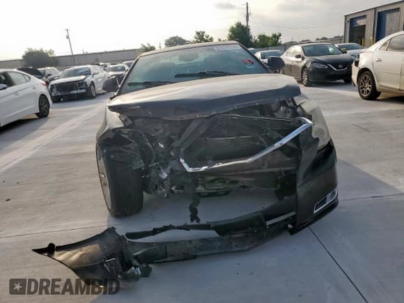 ✅ 2011 Cadillac CTS Premium • VIN: 1G6DP1ED7B0124013 • Лот: 57879725. Опубликован ранее на Copart с пробегом Не указан. Бесплатный доступ к архиву аукционных продаж из США и подробный отчёт об истории автомобиля на DreamBid. Изображение 5.