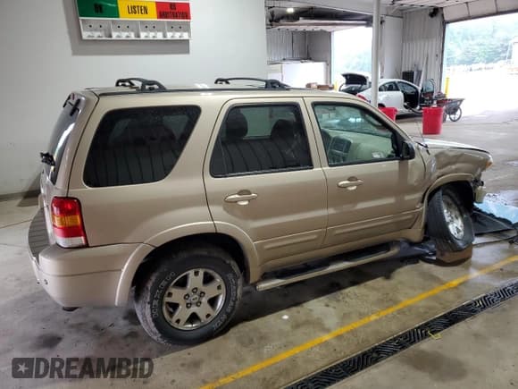 ✅ 2007 Ford Escape Limited • VIN: 1FMCU94117KC06026 • Lot: 56966505. Listed on Copart with 116,384 mi. Free auction sales archive from the USA and detailed vehicle history report at DreamBid. Image 3.