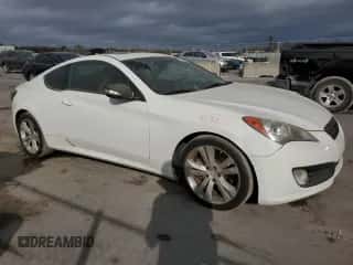 2010 Hyundai Genesis Coupe z VIN KMHHU6KH2AU041720, wystawiony jako Copart lot #83949764 z przebiegiem 121 612 mil mil oraz Szkoda całkowita • Salvage title. Historia ofert i sprzedaży dostępna na DreamBid. Obrazek 4.