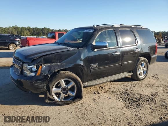 ✅ 2013 Chevrolet Tahoe LT • VIN: 1GNSCBE00DR244776 • Лот: 91173605. Опубликован ранее на Copart с пробегом 204 748 миль. Бесплатный доступ к архиву аукционных продаж из США и подробный отчёт об истории автомобиля на DreamBid. Изображение 1.