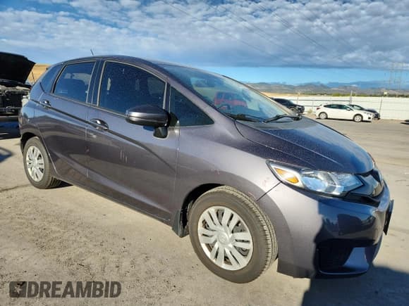 ✅ 2015 Honda Fit LX • VIN: 3HGGK5G53FM767386 • Lot: 84603785. Wystawiony na Copart z przebiegiem 52 282 mil. Bezpłatny archiwum sprzedaży aukcyjnych z USA i szczegółowy raport historii pojazdu na DreamBid. Zdjęcie 4.