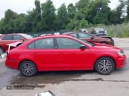✅ 2018 Volkswagen Jetta SE • VIN: 3VWB67AJ6JM238681 • Лот: 43020428. Опубликован ранее на IAAI с пробегом 64 689 миль. Бесплатный доступ к архиву аукционных продаж из США и подробный отчёт об истории автомобиля на DreamBid. Изображение 13.