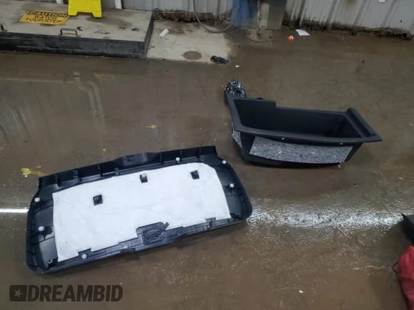 ✅ 2022 Lexus NX 250 Premium • VIN: 2T2GDCEZ6NC002064 • Lot: 92932885. Listed on Copart with 37,965 mi. Free auction sales archive from the USA and detailed vehicle history report at DreamBid. Image 12.