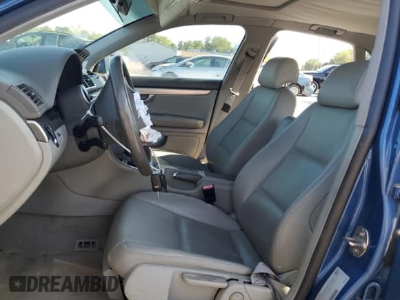 ✅ 2002 Audi A4 1.8T • VIN: WAULC68E32A231167 • Lot: 70679734. Wystawiony na Copart z przebiegiem Nie podano. Bezpłatny archiwum sprzedaży aukcyjnych z USA i szczegółowy raport historii pojazdu na DreamBid. Zdjęcie 7.