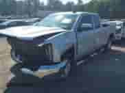 2018 Chevrolet Silverado 1500 LT z VIN 1GCRCREH0JZ287029, wystawiony jako IAAI lot #43252285 z przebiegiem 154 918 mil mil oraz . Historia ofert i sprzedaży dostępna na DreamBid. Obrazek 2.