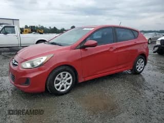 ✅ 2012 Hyundai Accent GS • VIN: KMHCT5AE7CU040256 • Лот: 71933924. Опубликован ранее на Copart с пробегом 160 604 миль. Бесплатный доступ к архиву аукционных продаж из США и подробный отчёт об истории автомобиля на DreamBid. Изображение 1.