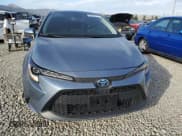✅ 2022 Toyota Corolla Hybrid LE • VIN: JTDEAMDE8N3008403 • Lot: 82450115. Wystawiony na Copart z przebiegiem 122 011 mil. Bezpłatny archiwum sprzedaży aukcyjnych z USA i szczegółowy raport historii pojazdu na DreamBid. Zdjęcie 5.
